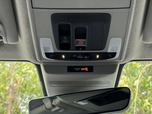 Certified 2025 Honda Accord Touring image 19