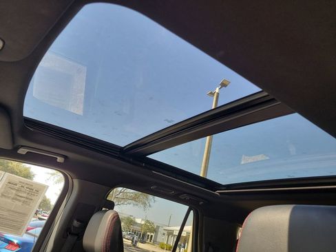 Used 2023 Ford Expedition Limited image 24