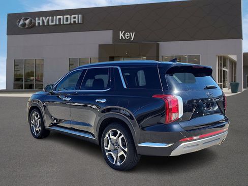Used 2024 Hyundai Palisade Limited AWD/4WD image 5