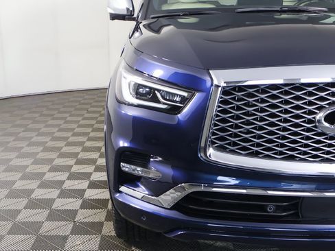 Used 2024 INFINITI QX80 Sensory w/ Cargo Package image 17