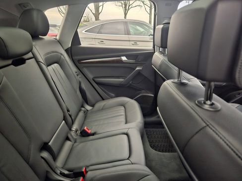 Used 2018 Audi Q5 2.0T Premium Plus image 9
