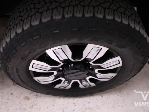 Used 2024 GMC Sierra 2500 Denali w/ Denali Reserve Package image 39