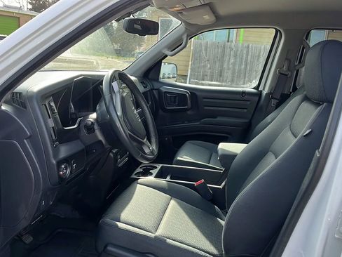 Used 2013 Honda Ridgeline Sport image 9