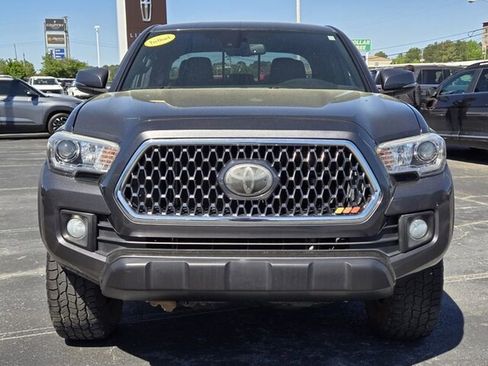 Used 2018 Toyota Tacoma TRD Off-Road image 8