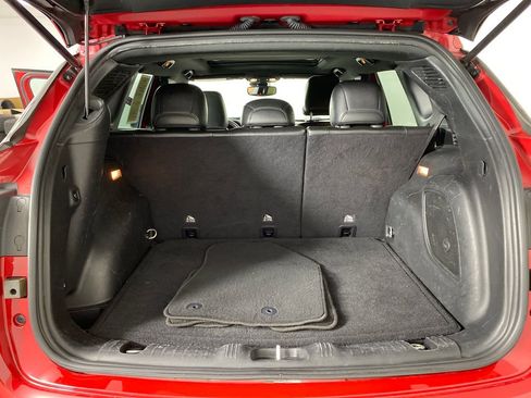 Used 2022 Jeep Compass Limited w/ (RED) Package image 29