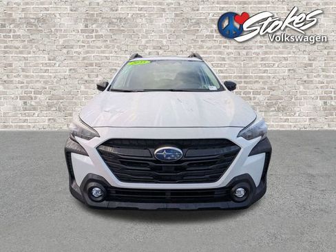 Used 2025 Subaru Outback Onyx Edition AWD/4WD image 9