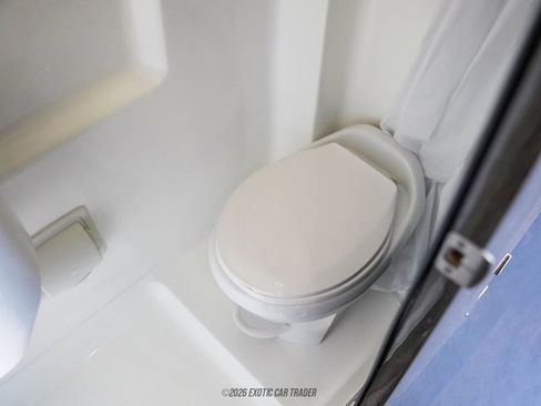 Used 2017 Mercedes-Benz Sprinter 3500 image 40