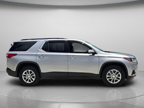 Used 2019 Chevrolet Traverse LT FWD image 5
