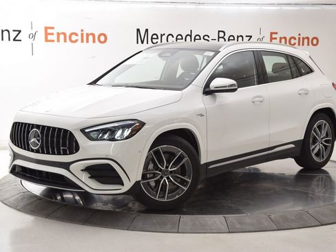 New 2026 Mercedes-Benz GLA 35 AMG 4MATIC image 2