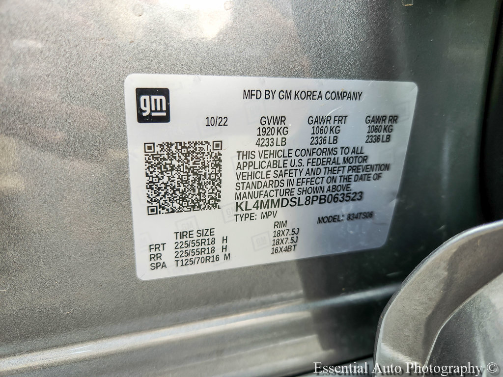 Used 2023 Buick Encore GX Select w/ Sport Touring Package FWD image 25