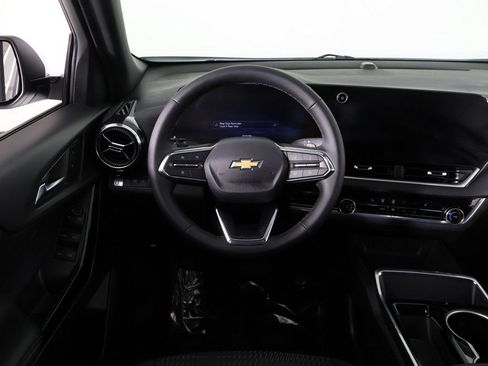 Used 2025 Chevrolet Equinox LT AWD/4WD image 34
