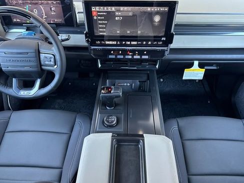 New 2026 GMC Hummer EV SUV image 15