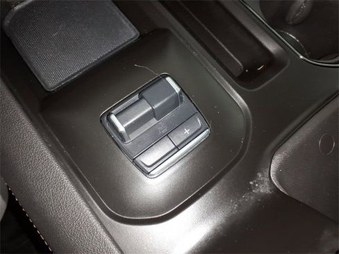 Used 2024 GMC Sierra 2500 AT4 w/ AT4 Premium Plus Package image 26