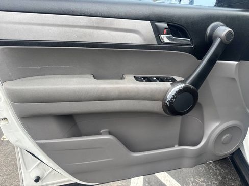Used 2011 Honda CR-V LX image 14
