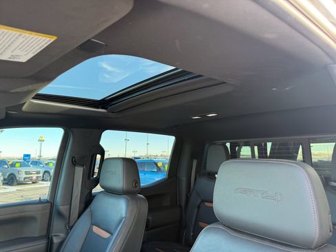 Used 2021 GMC Sierra 1500 AT4 w/ AT4 Value Package image 14