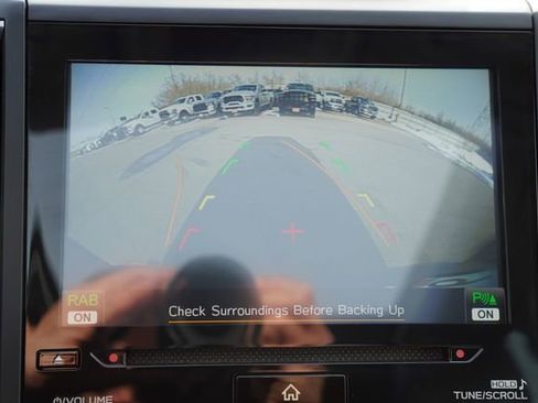 Used 2023 Subaru Forester Touring image 38