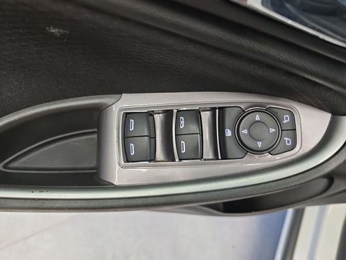 Used 2024 Chevrolet Malibu LT image 15