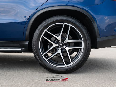 Used 2019 Mercedes-Benz GLE 43 AMG 4MATIC w/ Premium 3 Package image 12