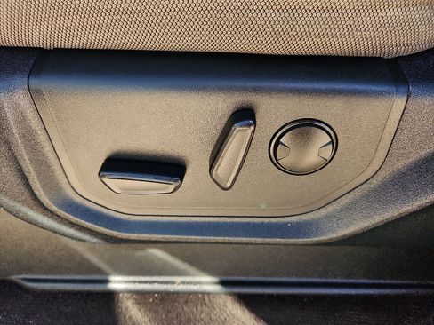 Used 2020 Ford F150 XLT w/ Equipment Group 302A Luxury image 13