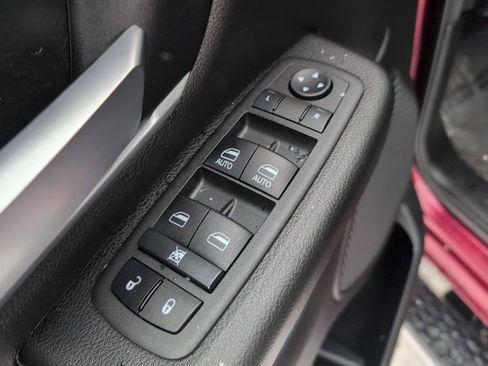 Used 2022 RAM 1500 Big Horn image 24