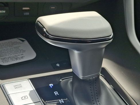 New 2026 Hyundai Elantra Sport FWD image 8