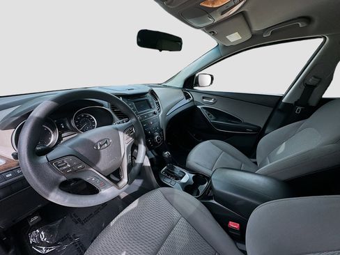 Used 2018 Hyundai Santa Fe Sport image 18