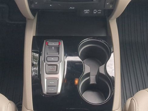 Used 2021 Honda Pilot Touring image 17