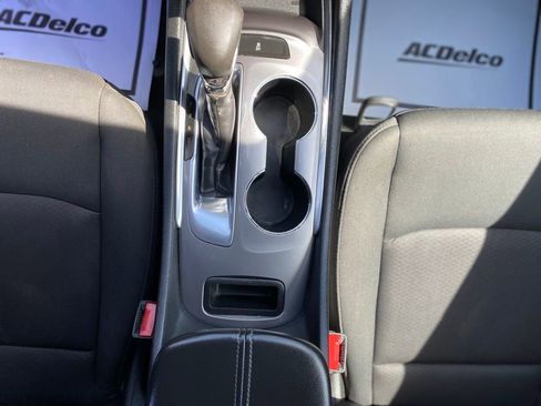 Used 2021 Chevrolet Malibu LT image 23