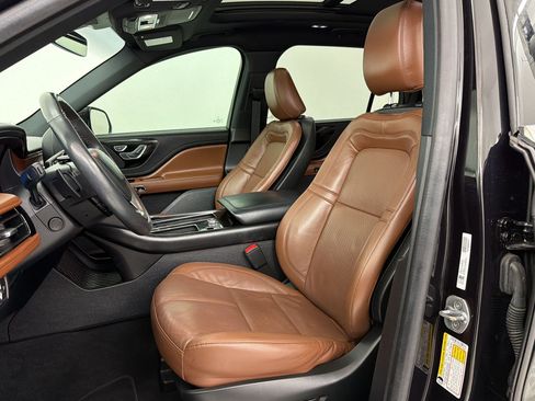 Used 2022 Lincoln Aviator Reserve w/ Elements Package Plus RWD image 5