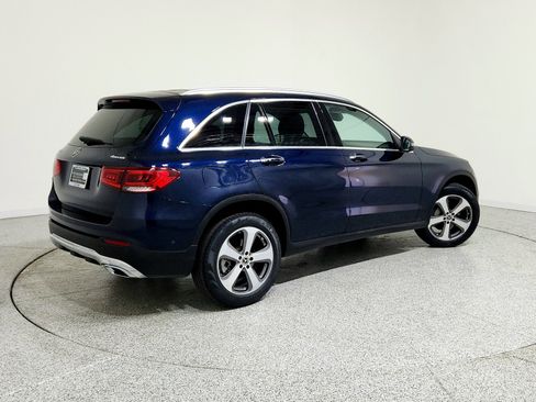 Used 2022 Mercedes-Benz GLC 300 4MATIC image 7