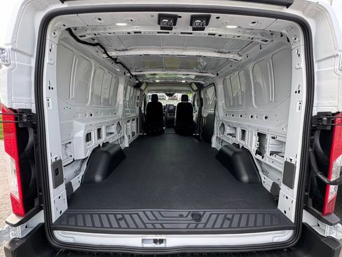 New 2025 Ford Transit 350 148 Low Roof image 33