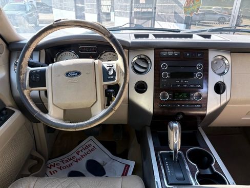 Used 2014 Ford Expedition XLT w/ Equipment Group 202A image 26