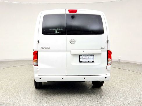 Used 2020 Nissan NV200 SV w/ Back Door Glass Package image 6