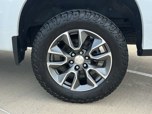 Used 2022 Chevrolet Silverado 1500 LT w/ Texas Edition Plus RWD image 18