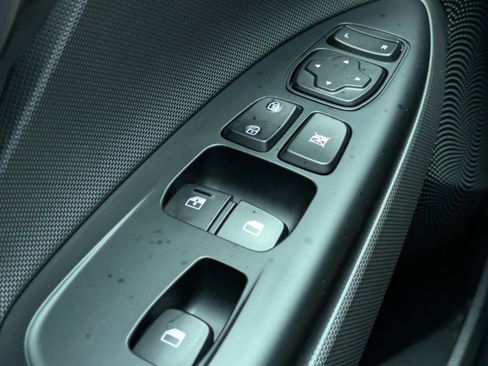 Certified 2022 Hyundai Veloster N FWD image 21