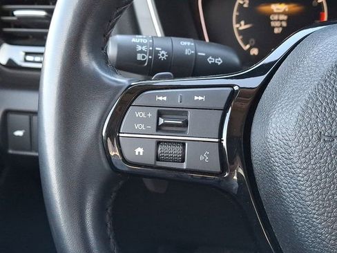 Used 2024 Honda Pilot Touring image 20