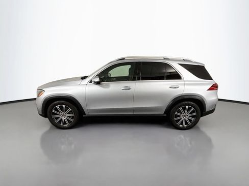 Used 2025 Mercedes-Benz GLE 450 4MATIC w/ Winter Package image 4