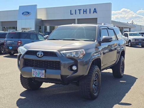Used 2019 Toyota 4Runner SR5 Premium AWD/4WD image 1