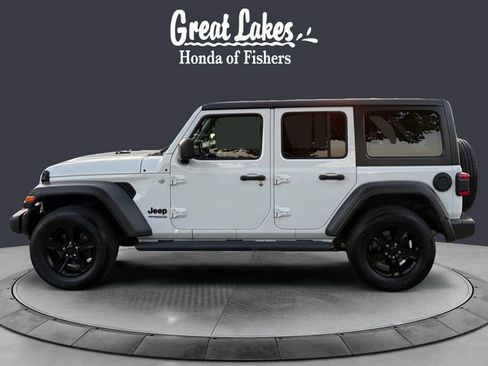 Used 2019 Jeep Wrangler Unlimited Sport AWD/4WD image 2
