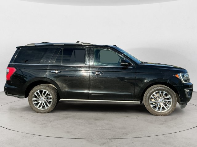 Used 2018 Ford Expedition Limited w/ Equipment Group 301A AWD/4WD image 4