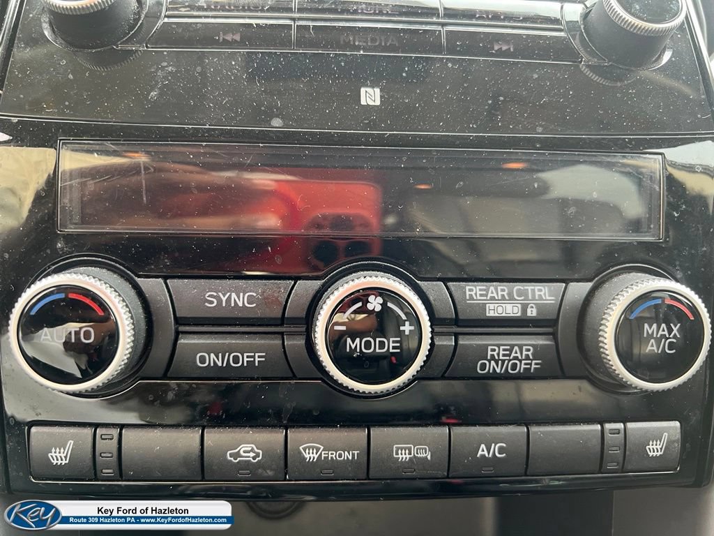 Used 2019 Subaru Ascent Limited AWD/4WD image 19