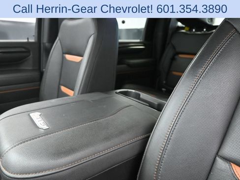 Used 2024 GMC Sierra 2500 AT4 w/ AT4 Premium Plus Package AWD/4WD image 14