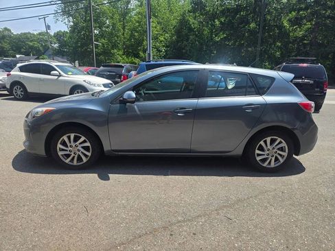 Used 2012 MAZDA MAZDA3 i Touring FWD image 3