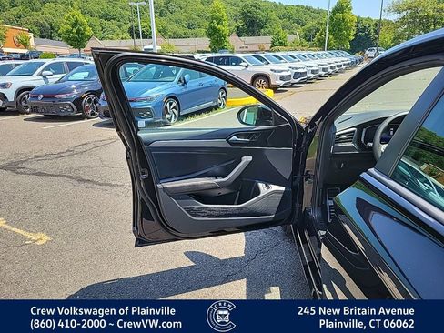 Certified 2024 Volkswagen Jetta Sport FWD image 37