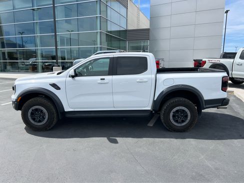 Used 2025 Ford Ranger Raptor AWD/4WD image 12