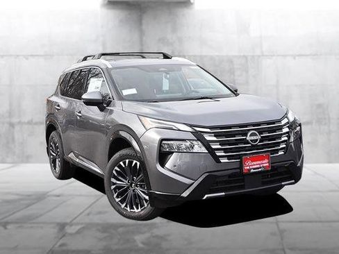 New 2026 Nissan Rogue Platinum image 2