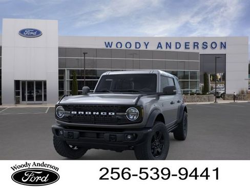 New 2025 Ford Bronco Big Bend w/ Black Diamond Package AWD/4WD image 2
