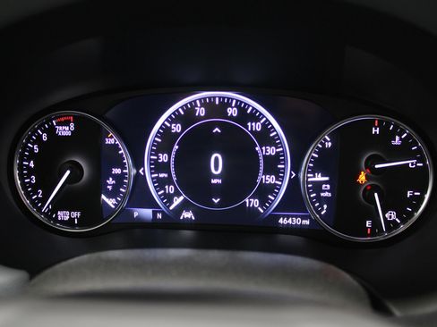 Used 2024 Buick Enclave Premium AWD/4WD image 34