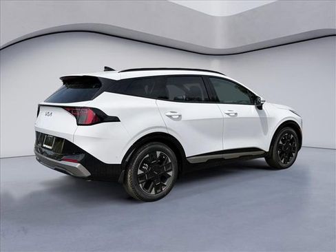 New 2026 Kia Sportage SX FWD image 5