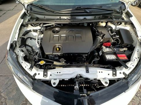 Used 2017 Toyota Corolla L FWD image 18